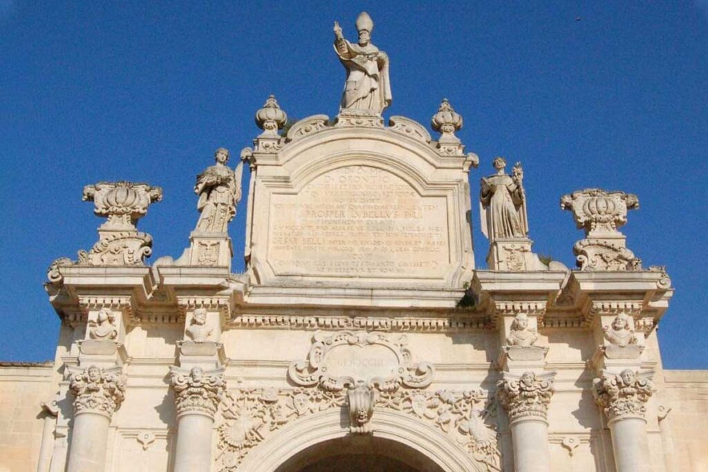 alla-scoperta-delle-Porte-di-Lecce Porta Rudiae